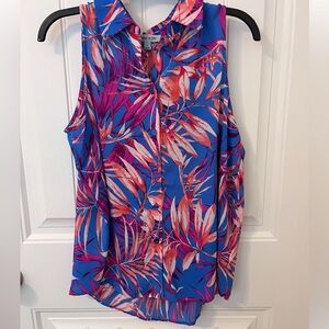 NWT FLORAL & IVY Sleeveless Top Size M